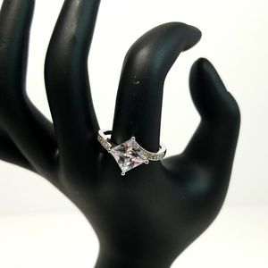 Kohl's 925 Silver Womens Ring Size 10US New